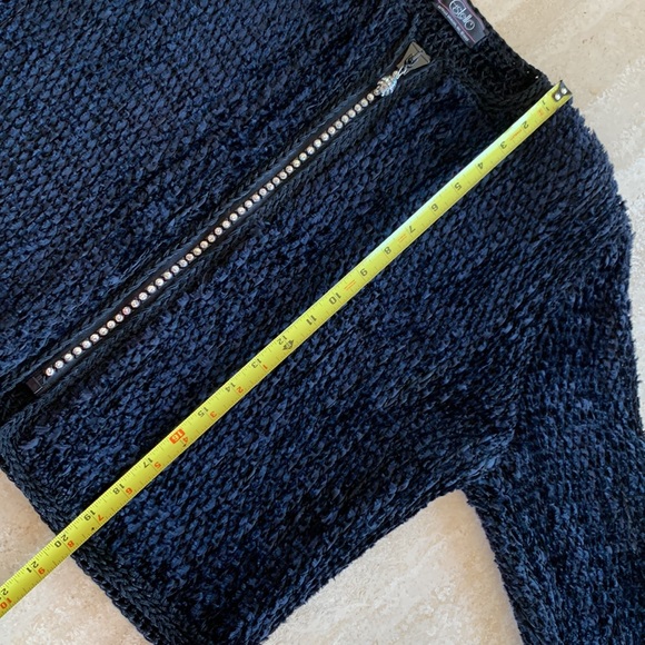 ESTELLE GLACER black artisan chenille cardigan rhinestone embellishments. L - Picture 14 of 17